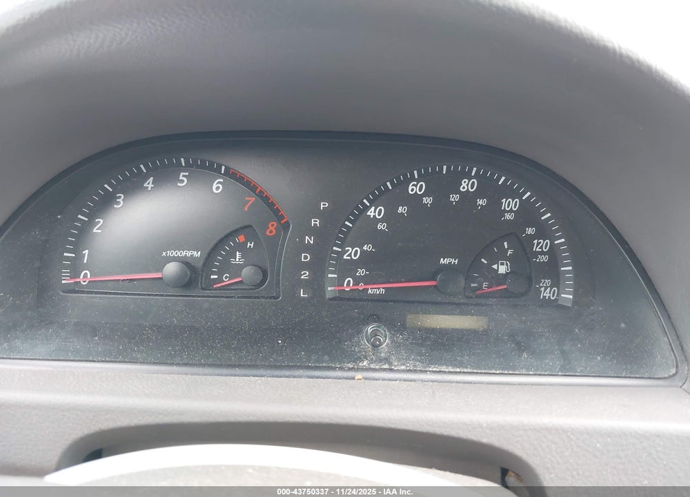 2002 TOYOTA CAMRY XLE VIN: 4T1BE32K12U043344