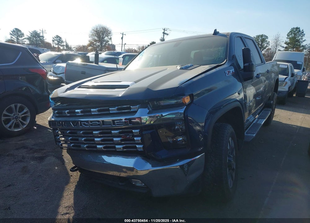 2023 CHEVROLET SILVERADO 2500HD 4WD STANDARD BED LT VIN: 2GC4YNEY1P1705765