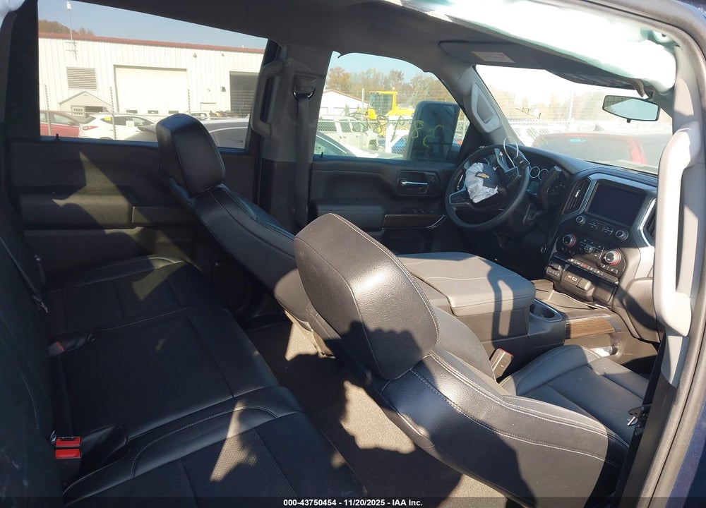 2023 CHEVROLET SILVERADO 2500HD 4WD STANDARD BED LT VIN: 2GC4YNEY1P1705765