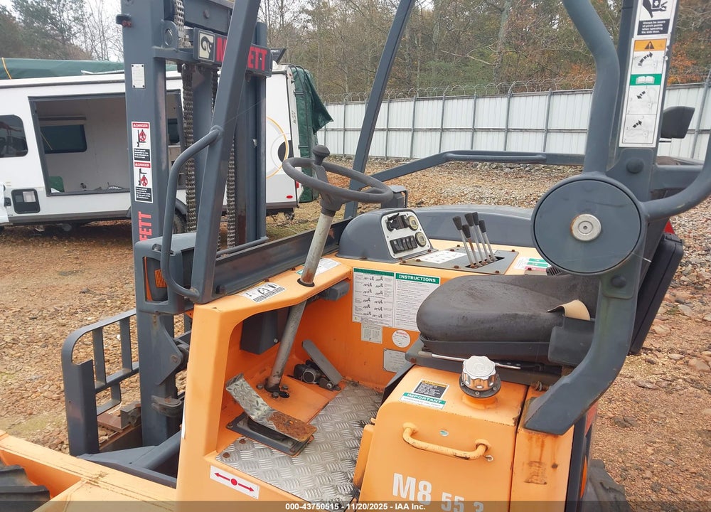 2015 MOFFETT M55 FORKLIFT VIN: 0420508