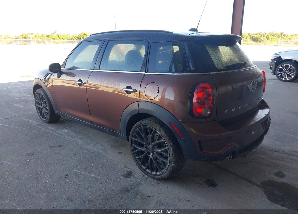 2016 MINI COUNTRYMAN COOPER S VIN: WMWZC3C52GWT07990