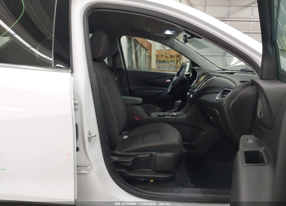 2019 CHEVROLET EQUINOX LT VIN: 3GNAXUEV6KS604327