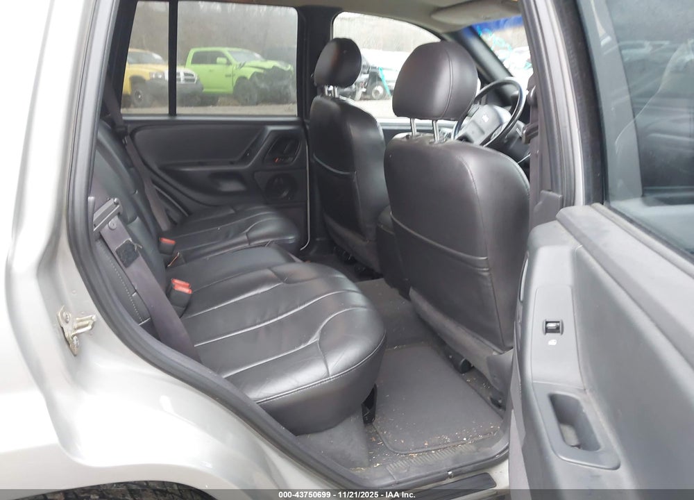 2001 JEEP GRAND CHEROKEE LAREDO VIN: 1J4GW48S71C720934