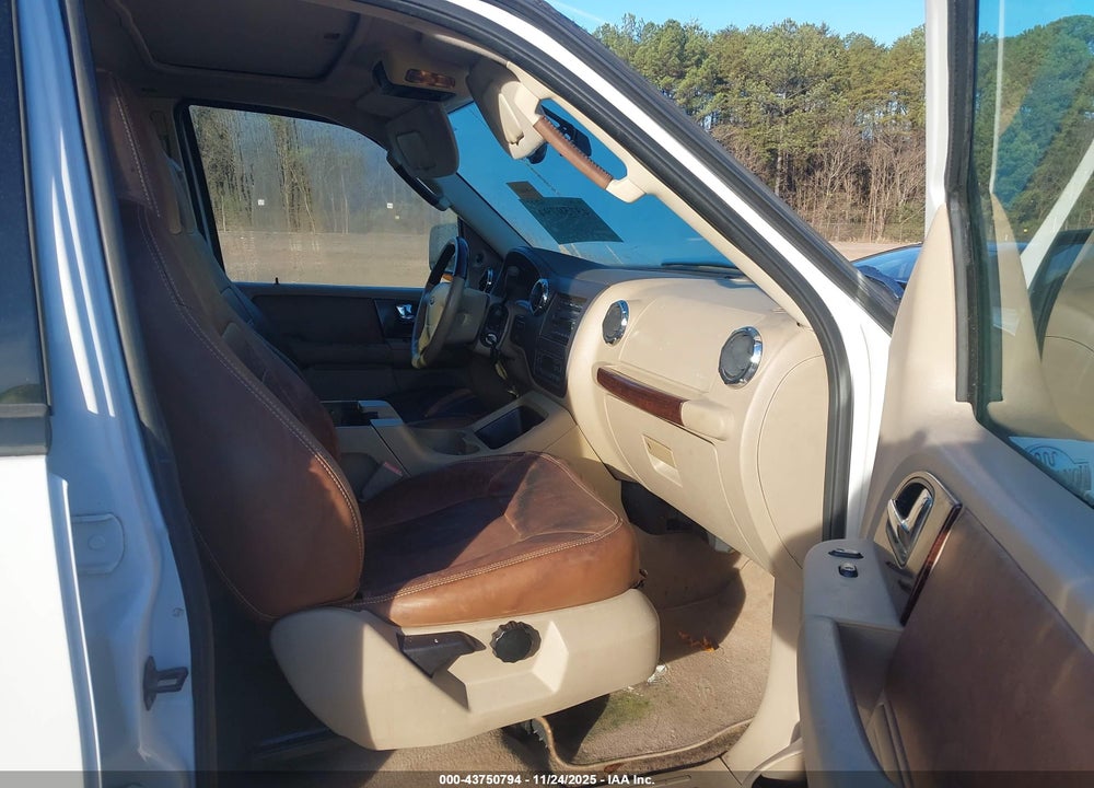 2005 FORD EXPEDITION EDDIE BAUER/KING RANCH VIN: 1FMFU17575LA59778