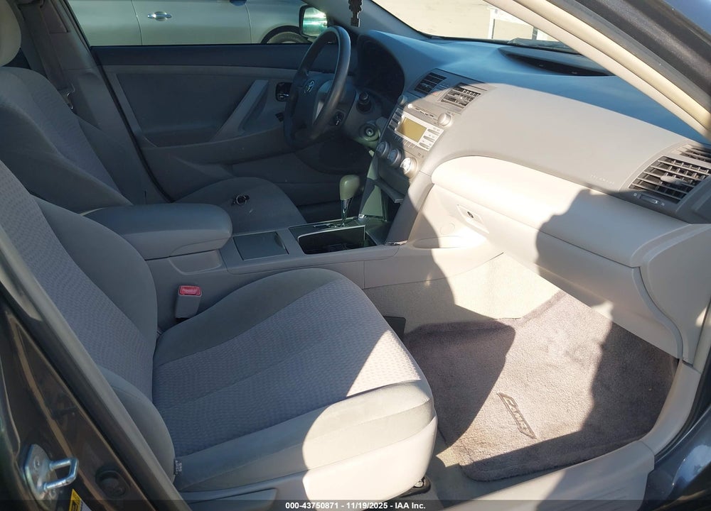 2011 TOYOTA CAMRY LE VIN: 4T1BF3EK4BU717947