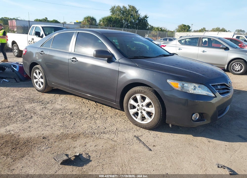 2011 TOYOTA CAMRY LE VIN: 4T1BF3EK4BU717947