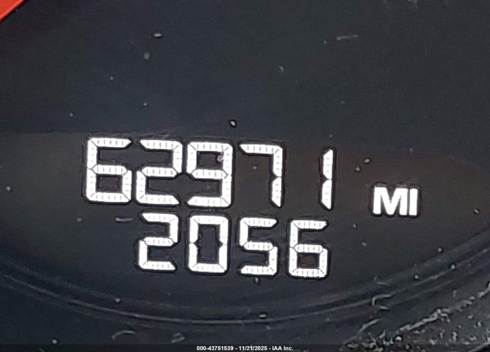 2018 PORSCHE MACAN SPORT EDITION VIN: WP1AA2A5XJLB22337