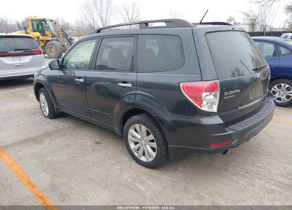 2013 SUBARU FORESTER VIN: JF2SHADC5DH442129