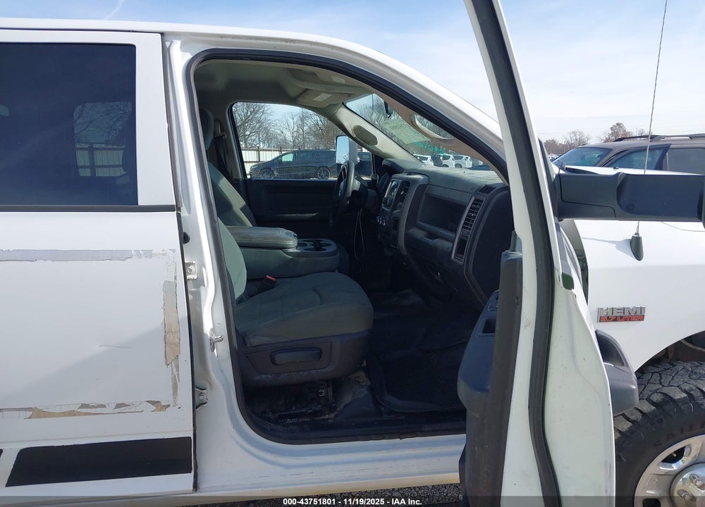 2014 RAM 3500 TRADESMAN VIN: 3C63R3GT7EG139251