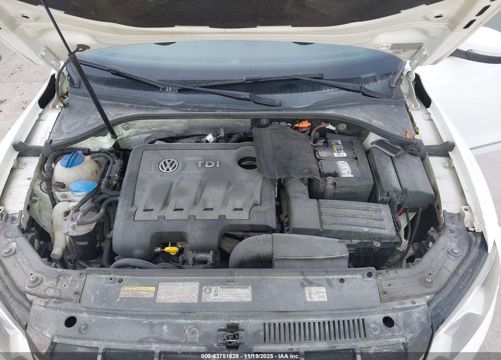 2014 VOLKSWAGEN PASSAT 2.0L TDI SEL PREMIUM VIN: 1VWCN7A31EC035777