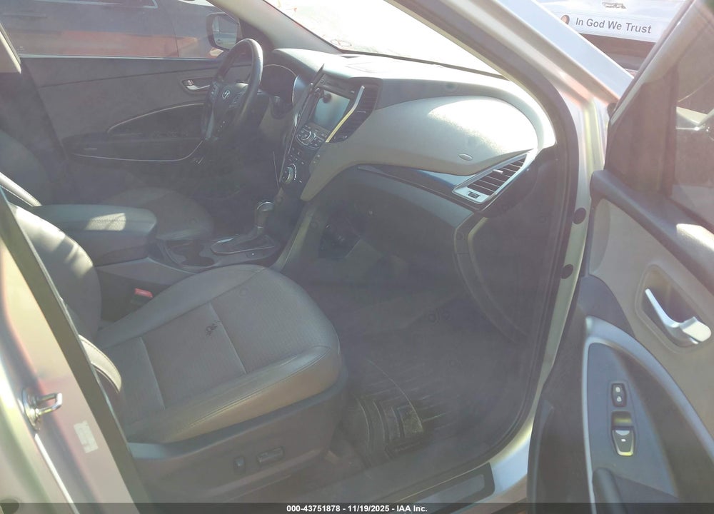 2013 HYUNDAI SANTA FE VIN: 5XYZU3LB1DG088714