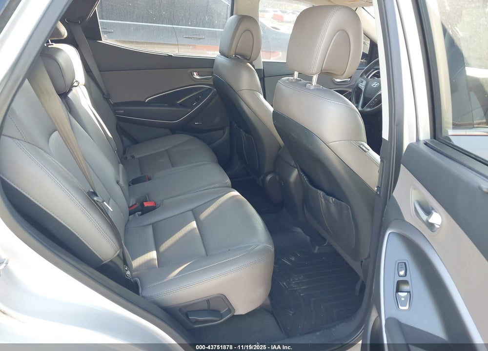 2013 HYUNDAI SANTA FE VIN: 5XYZU3LB1DG088714