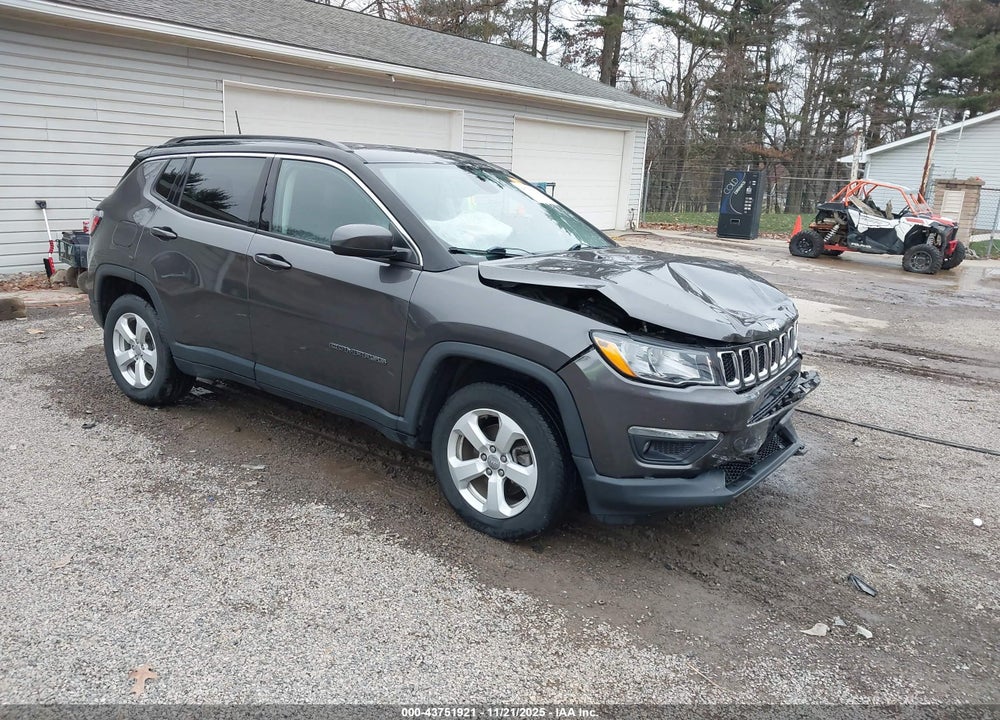 2018 JEEP COMPASS LATITUDE 4X4 VIN: 3C4NJDBB9JT366682