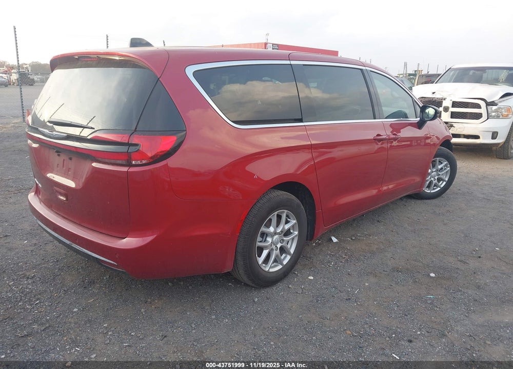 2026 CHRYSLER PACIFICA SELECT VIN: 2C4RC1BG1TR179271