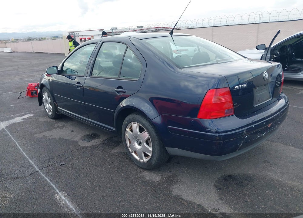 2000 VOLKSWAGEN JETTA GLX VIN: 3VWTE29M5YM130538