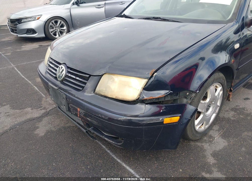 2000 VOLKSWAGEN JETTA GLX VIN: 3VWTE29M5YM130538