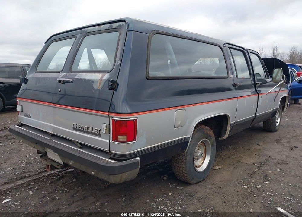 1990 CHEVROLET SUBURBAN R1500 VIN: 1GNER16K0LF100120