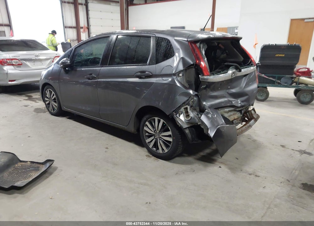 2015 HONDA FIT EX/EX-L VIN: 3HGGK5H82FM716552