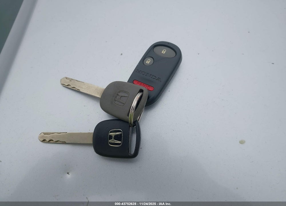 2004 HONDA CIVIC LX VIN: 2HGES16504H559446