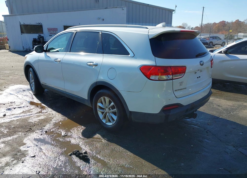 2016 KIA SORENTO 3.3L LX VIN: 5XYPGDA50GG089665