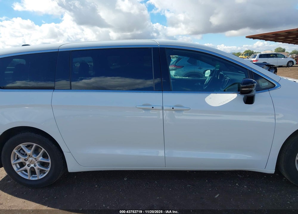 2025 CHRYSLER PACIFICA SELECT VIN: 2C4RC1BGXSR554671