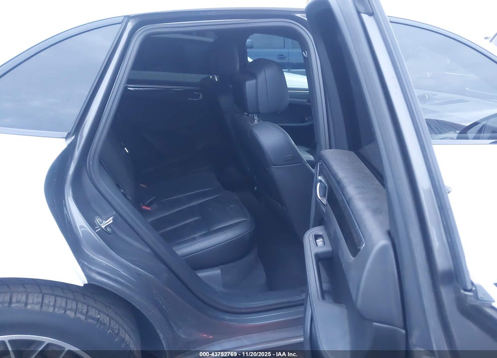 2016 PORSCHE MACAN VIN: WP1AB2A55GLB50732