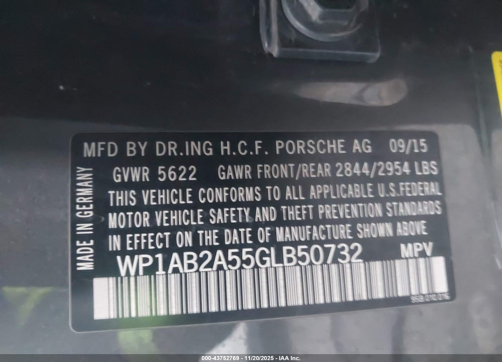 2016 PORSCHE MACAN VIN: WP1AB2A55GLB50732