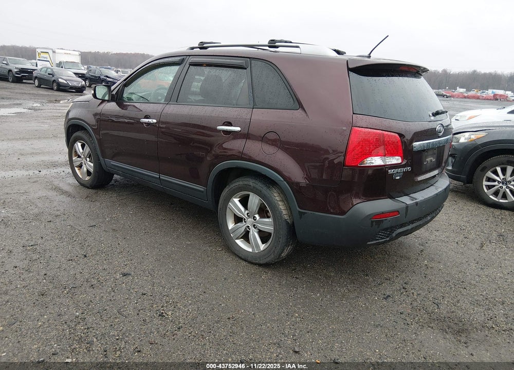 2013 KIA SORENTO EX VIN: 5XYKU4A6XDG335418