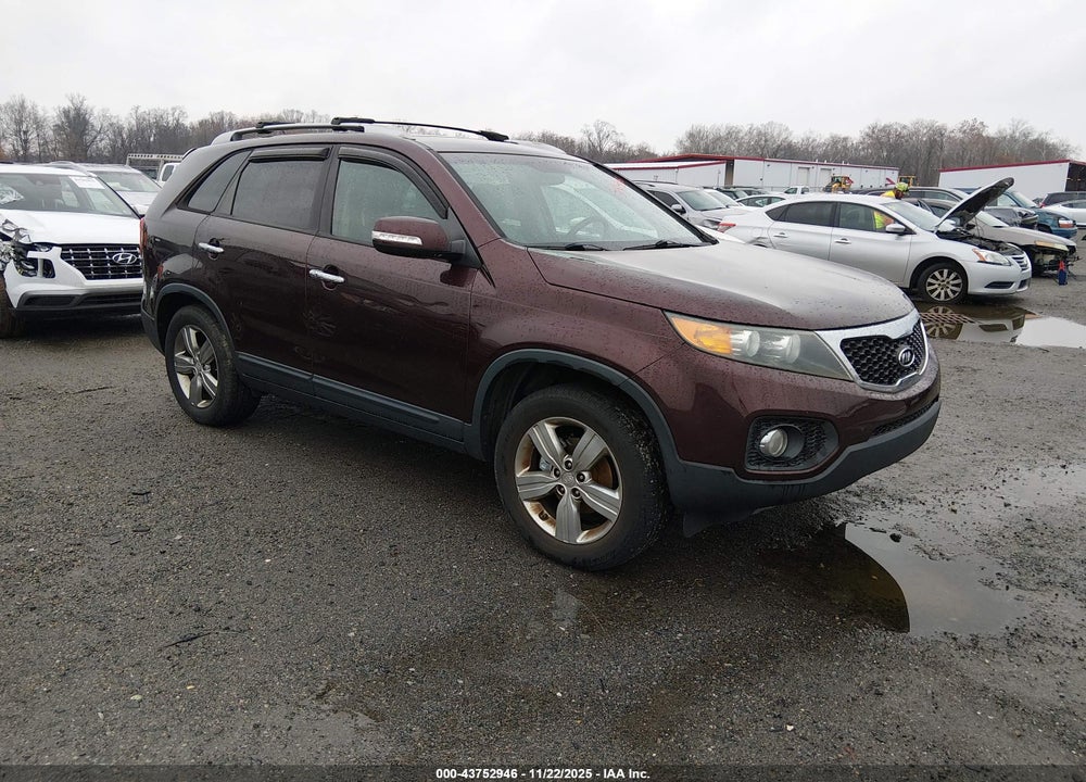2013 KIA SORENTO EX VIN: 5XYKU4A6XDG335418