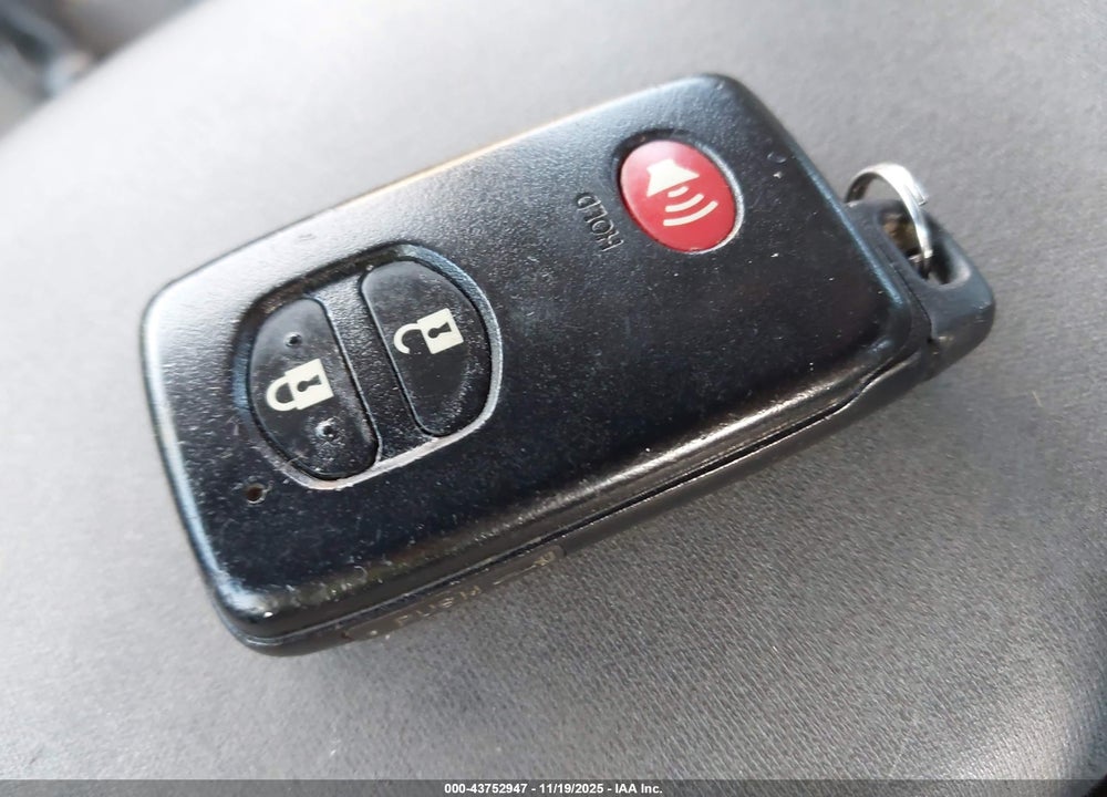 2010 TOYOTA PRIUS II VIN: JTDKN3DU3A5225705