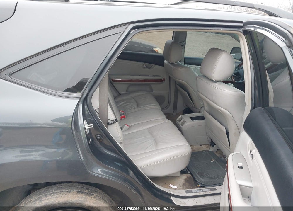 2004 LEXUS RX 330 VIN: JTJHA31U440048672