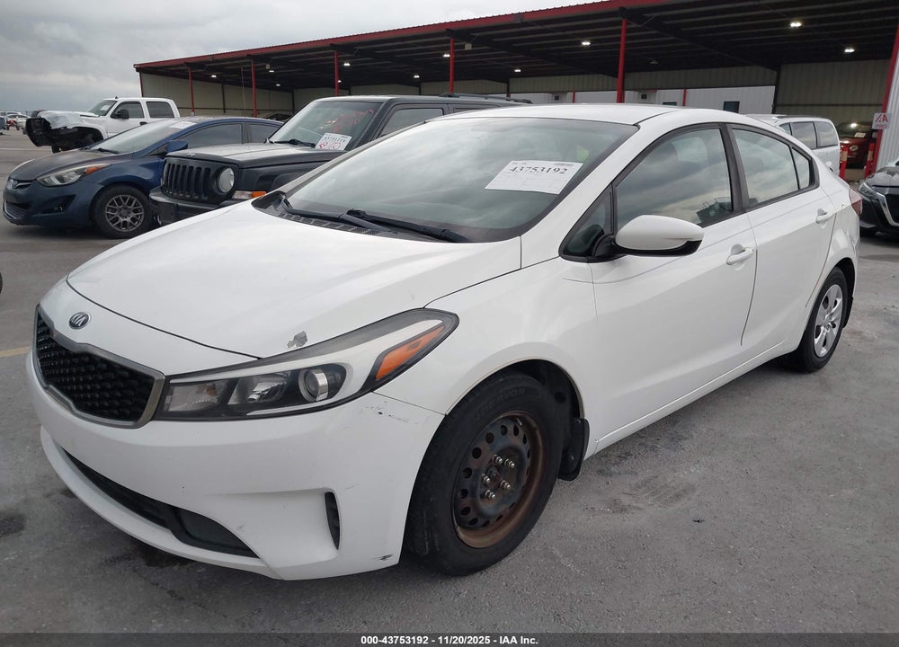2017 KIA FORTE LX VIN: 3KPFK4A76HE104325