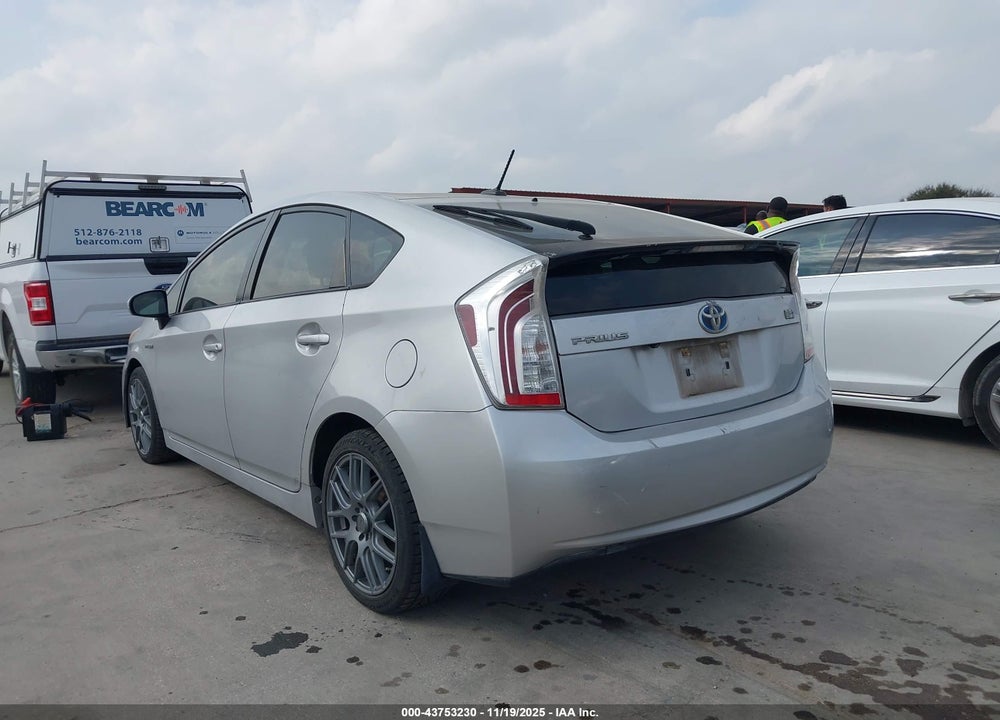 2013 TOYOTA PRIUS FOUR VIN: JTDKN3DU6D1733081