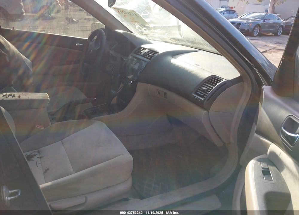 2004 HONDA ACCORD 2.4 LX VIN: 1HGCM56434A004182