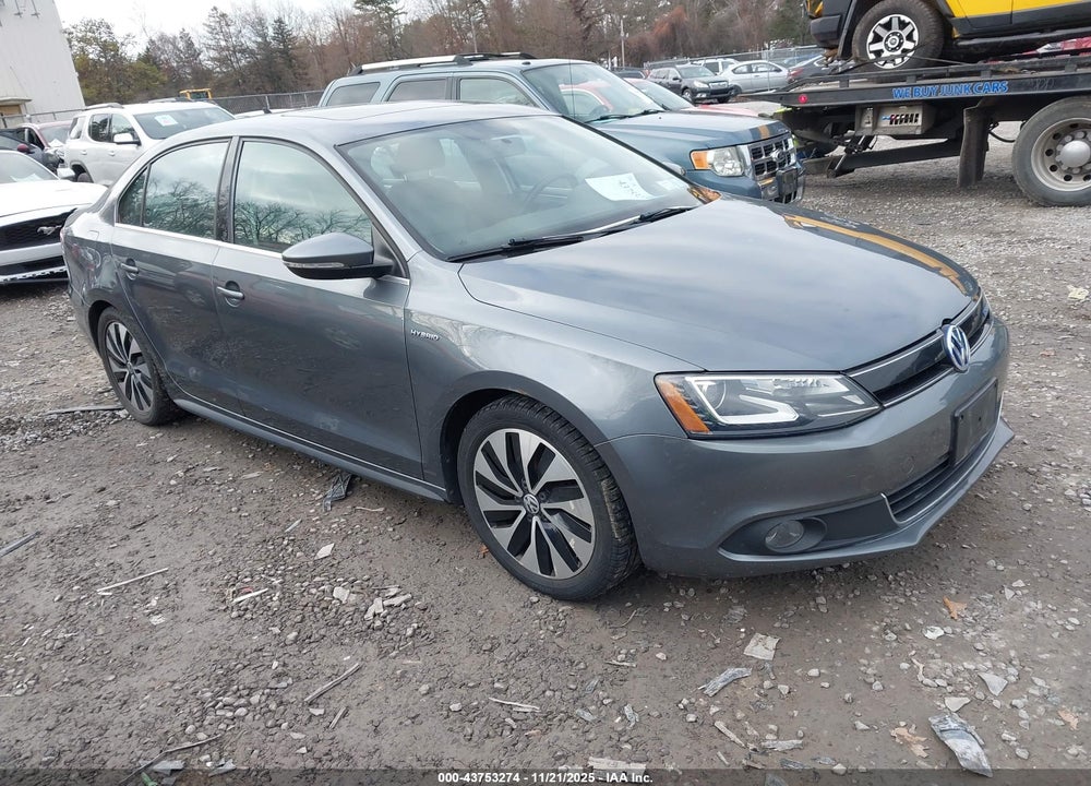 2013 VOLKSWAGEN JETTA HYBRID SEL PREMIUM VIN: 3VW637AJ5DM242526