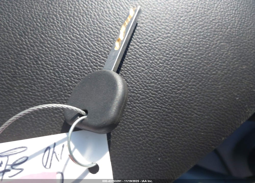 2015 CHEVROLET SILVERADO 1500 WT VIN: 1GCRCPEHXFZ399056