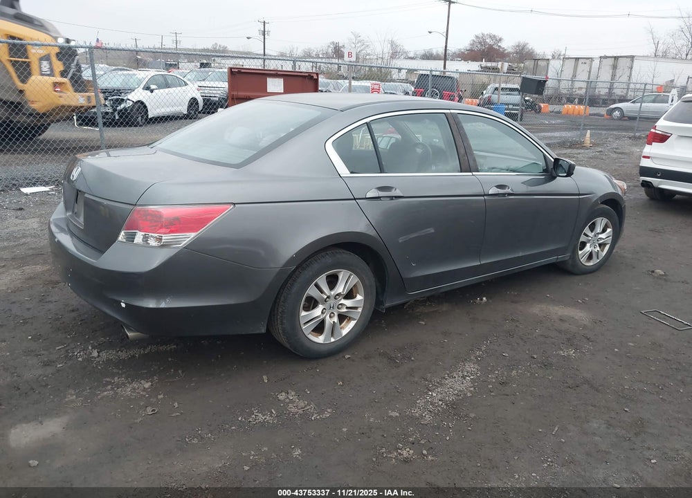 2008 HONDA ACCORD 2.4 LX-P VIN: 1HGCP26438A024718