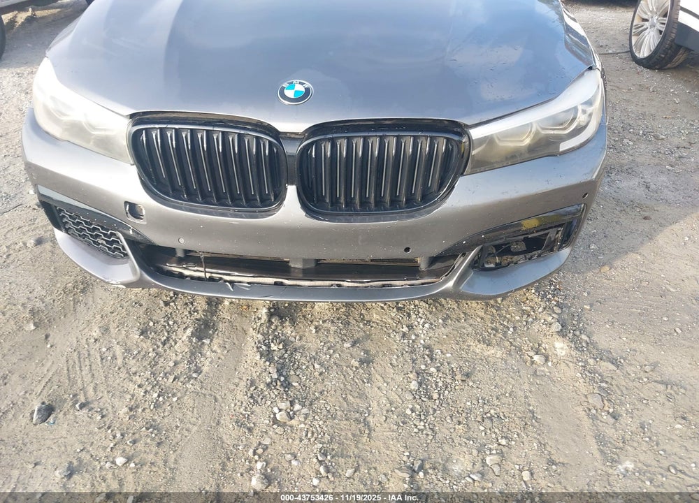 2016 BMW 7 SERIES VIN: WBA7E2C57GG504630