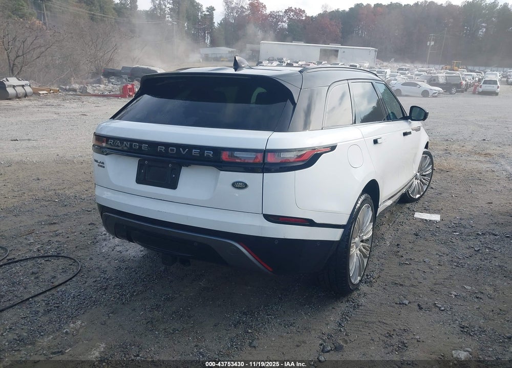 2018 LAND ROVER RANGE ROVER VELAR P250 HSE R-DYNAMIC VIN: SALYM2RX8JA761835