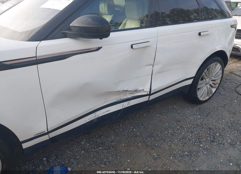 2018 LAND ROVER RANGE ROVER VELAR P250 HSE R-DYNAMIC VIN: SALYM2RX8JA761835