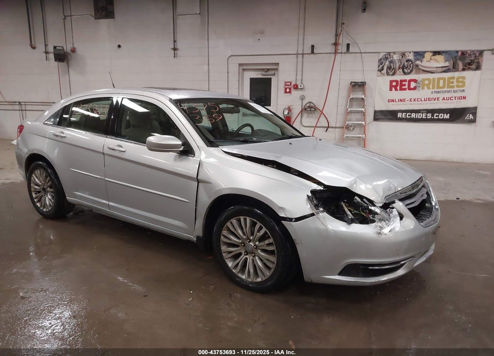 2011 CHRYSLER 200 TOURING VIN: 1C3BC1FG6BN539257