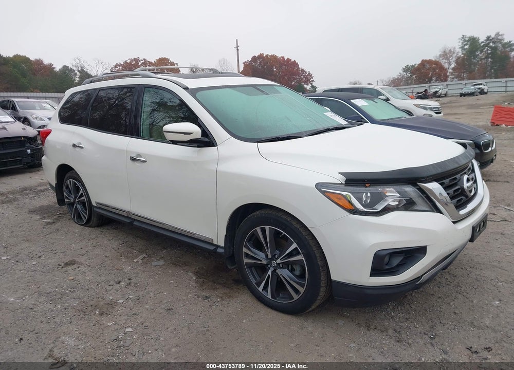 2017 NISSAN PATHFINDER PLATINUM VIN: 5N1DR2MM0HC632129