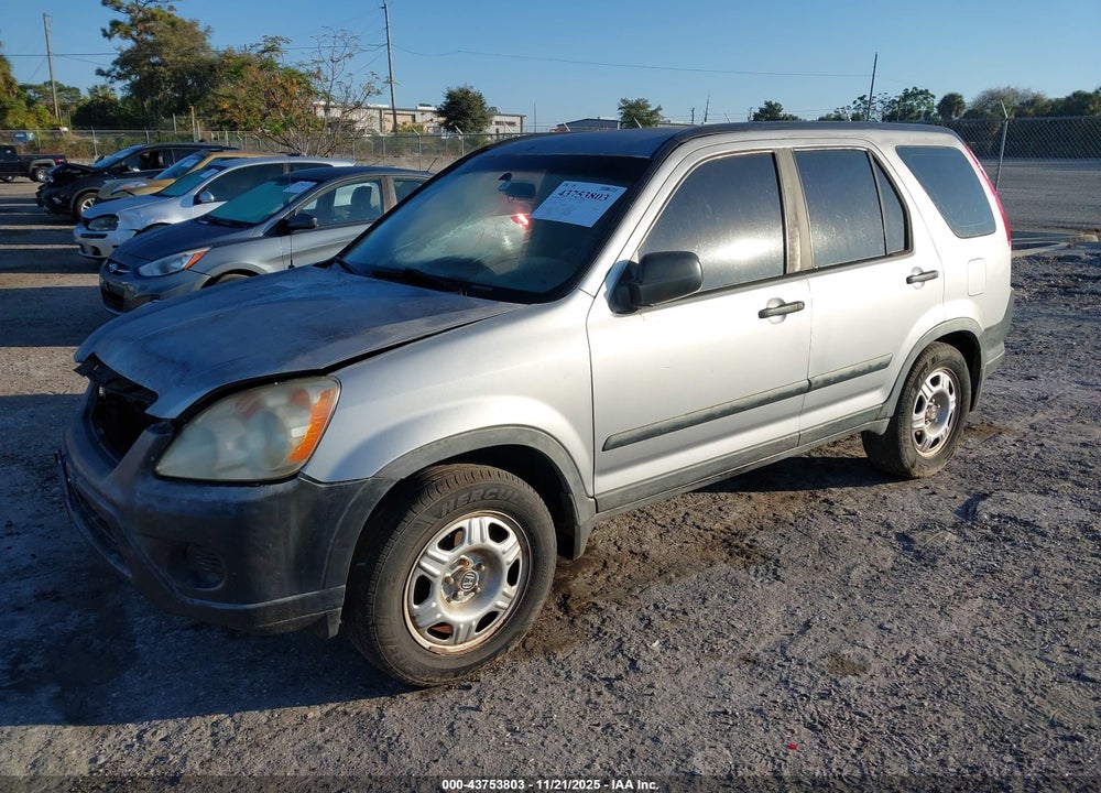 2005 HONDA CR-V LX VIN: JHLRD78525C017797