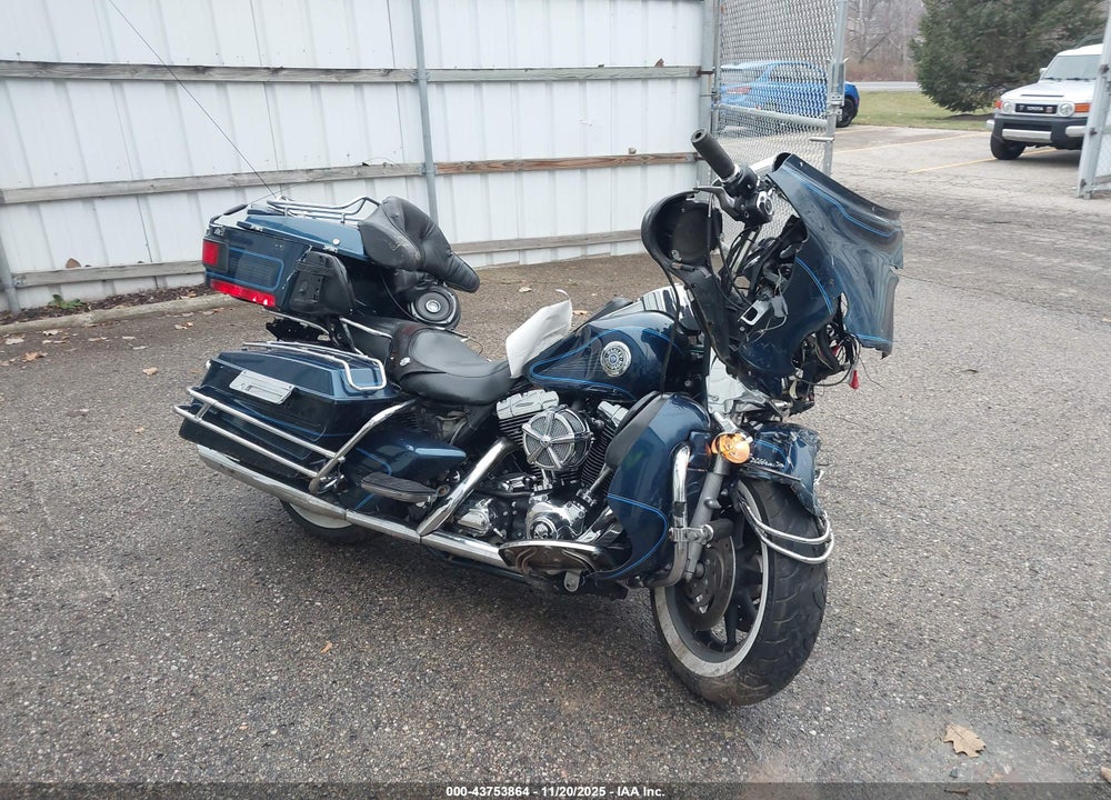 2002 HARLEY-DAVIDSON FLHTCUI VIN: 1HD1FCW152Y638722