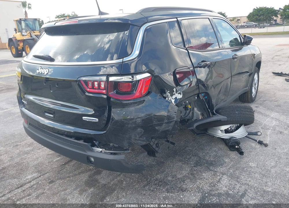 2025 JEEP COMPASS LATITUDE 4X4 VIN: 3C4NJDBN2ST603668