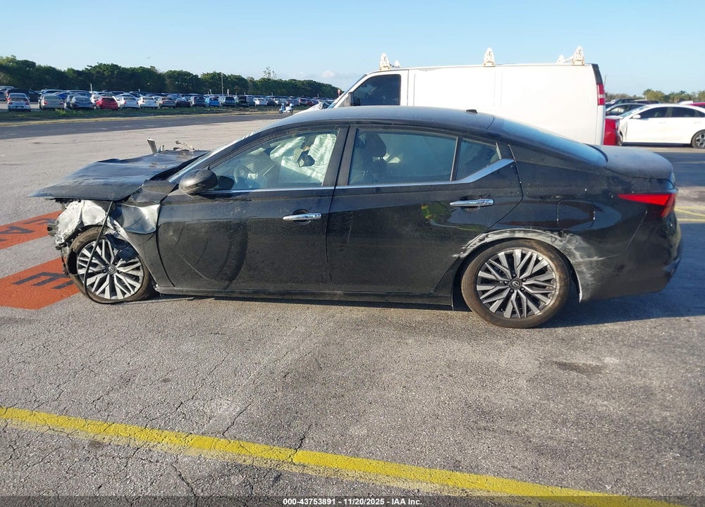 2025 NISSAN ALTIMA SV FWD VIN: 1N4BL4DV8SN401529