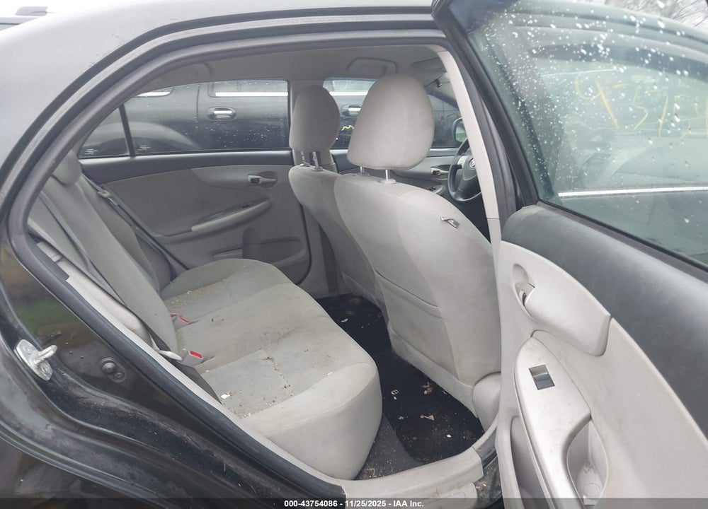 2013 TOYOTA COROLLA LE VIN: 2T1BU4EE8DC967623