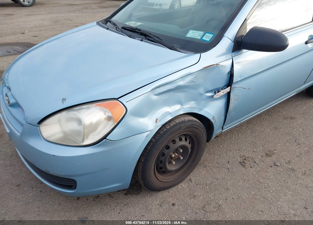 2008 HYUNDAI ACCENT GS VIN: KMHCM36C98U070746
