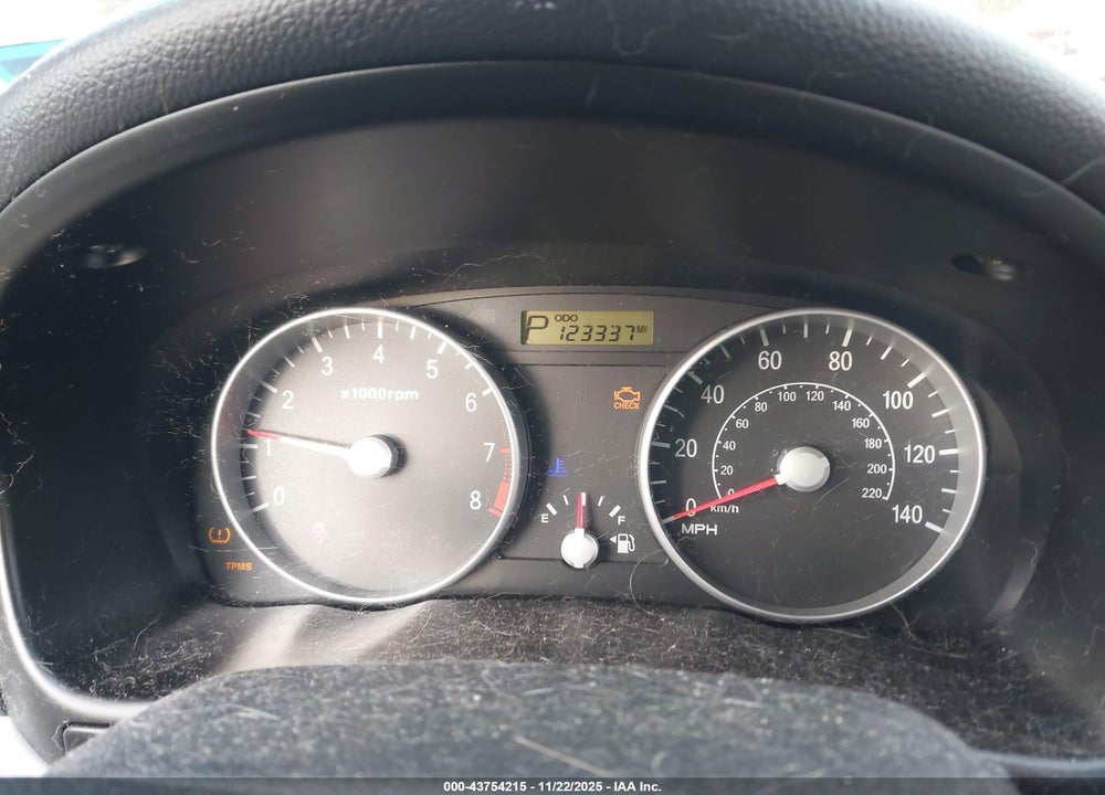 2008 HYUNDAI ACCENT GS VIN: KMHCM36C98U070746