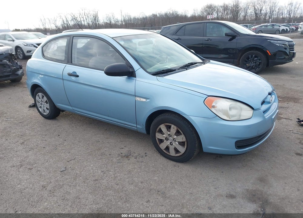 2008 HYUNDAI ACCENT GS VIN: KMHCM36C98U070746